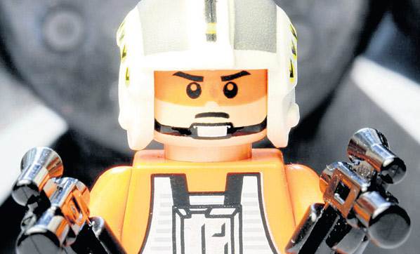 Lego da silahlanma yarışına katıldı!