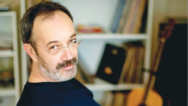 Bu mutsuzluk üzerine düşünmemiz lazım