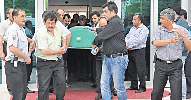 Şiddet toplumu olduk…