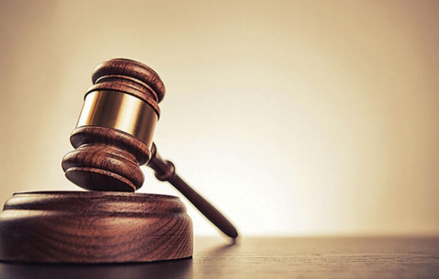 ‘Açık saçık’ sözü taciz mi düşünce özgürlüğü mü?