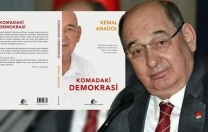 Komadaki Demokrasi raflarda