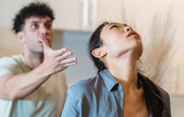 Toplumda, işyerinde, ailede ve okulda zorbalık